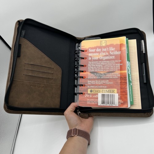 Day timer planner brown - day,