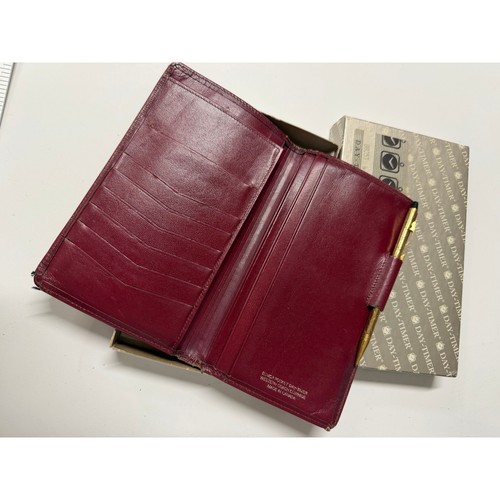 Vintage day timer - day-timer, burgundy